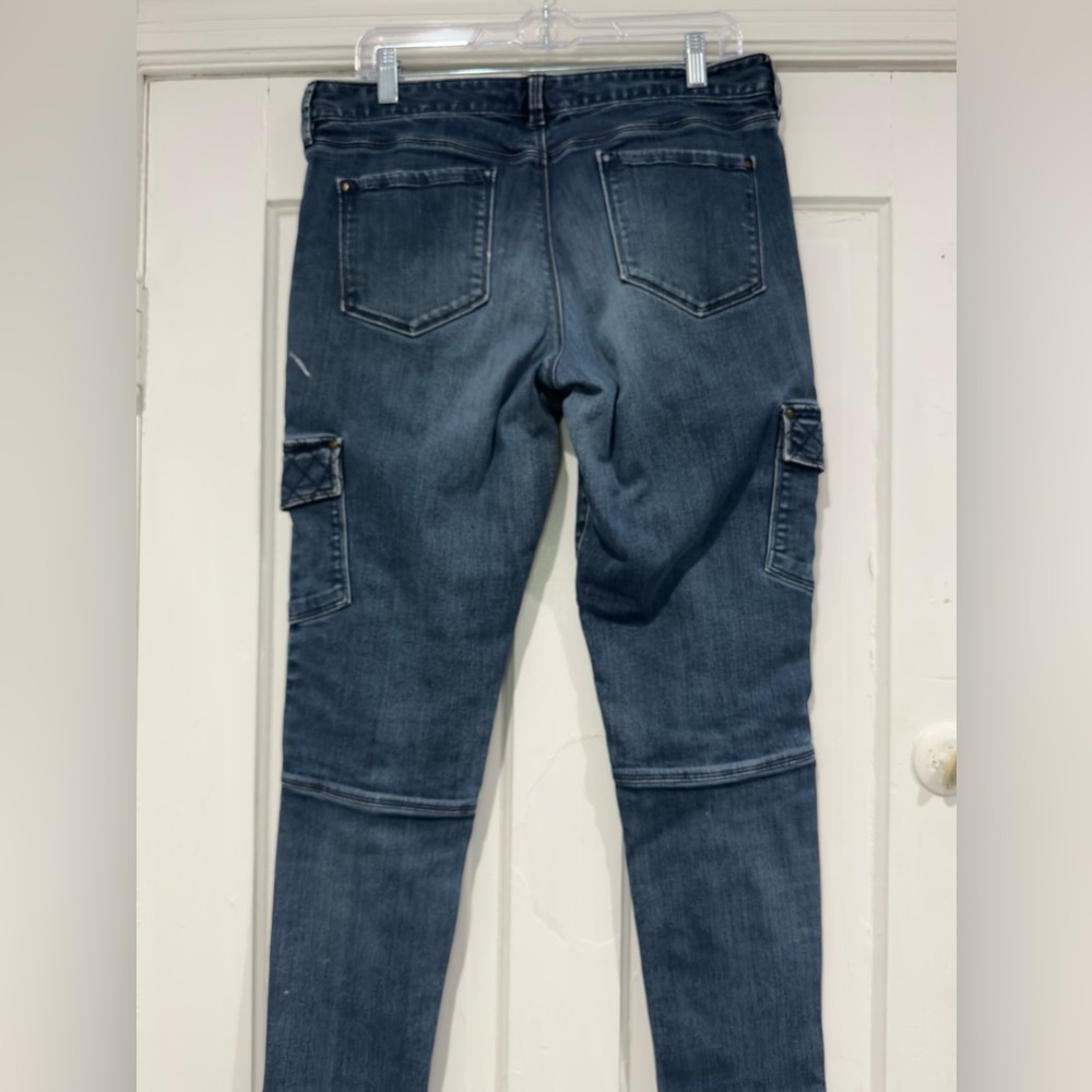 Eddie Bauer Women's Slim Cargo Jeans Blue Medium Wash Denim - Picture 2 of 8